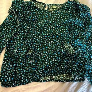 Wild fable floral ruffled top